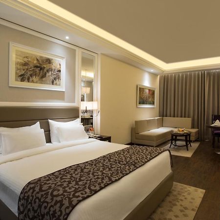 Singhania Sarovar Portico Rāipur Zewnętrze zdjęcie
