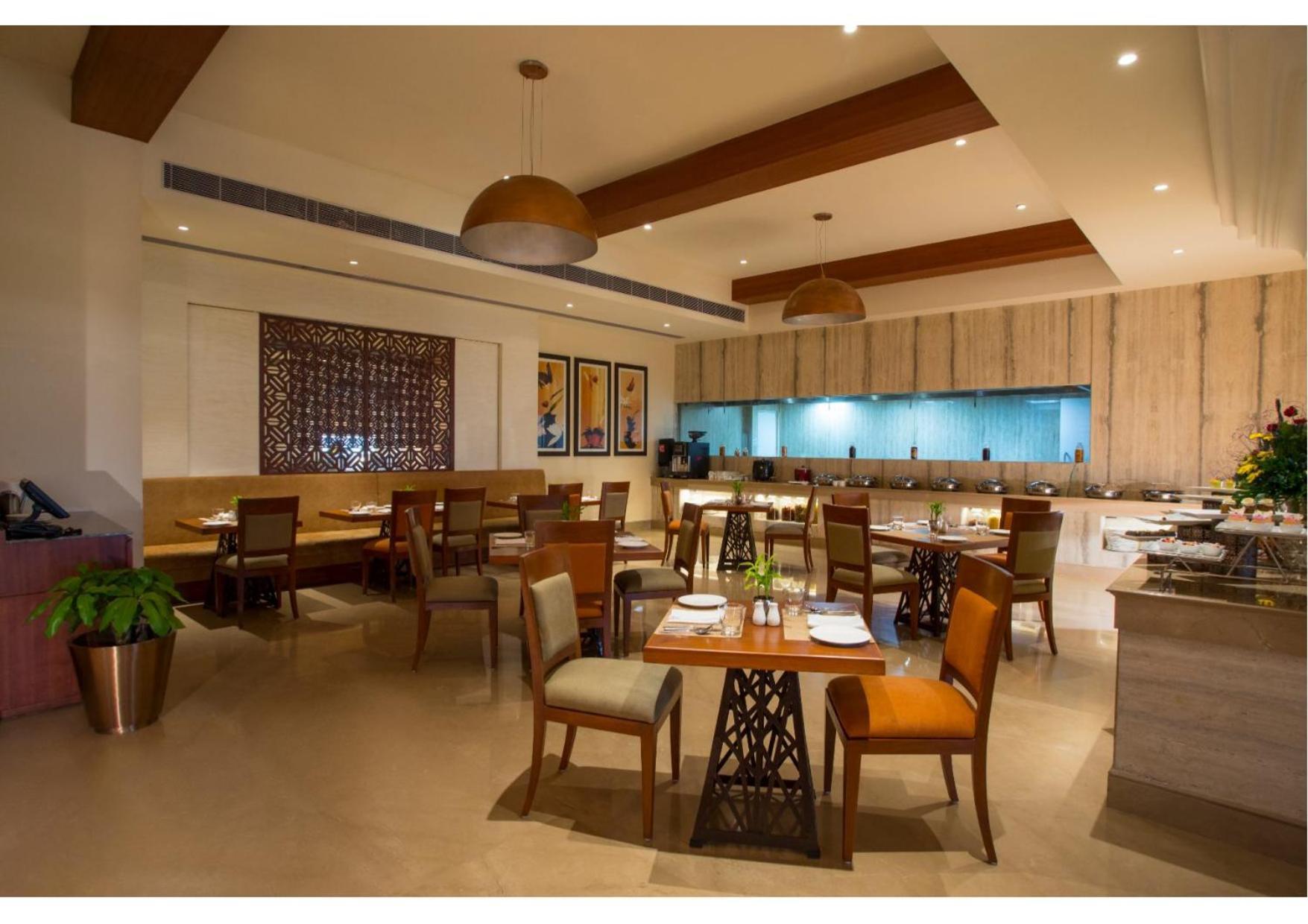 Singhania Sarovar Portico Rāipur Zewnętrze zdjęcie