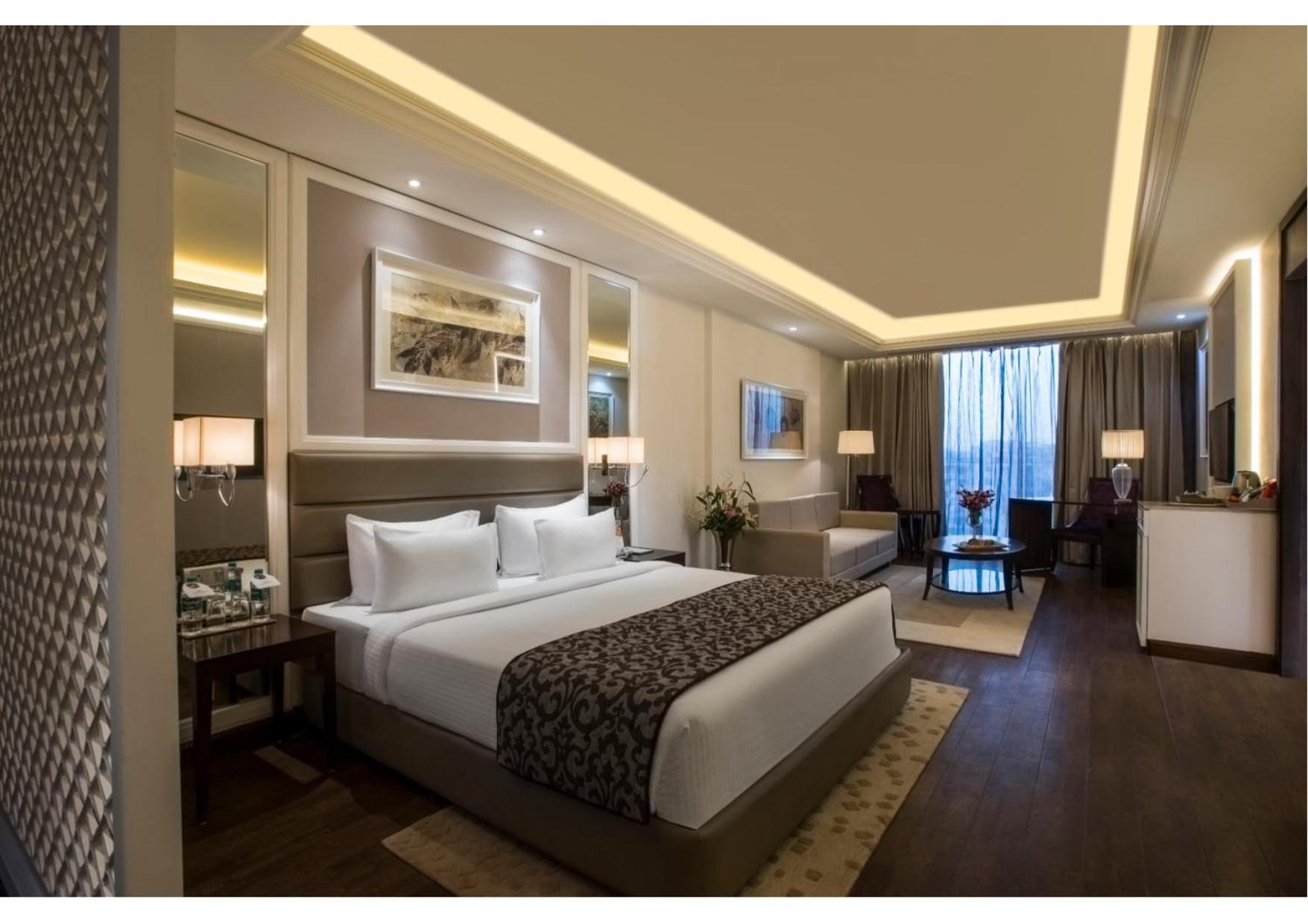 Singhania Sarovar Portico Rāipur Zewnętrze zdjęcie