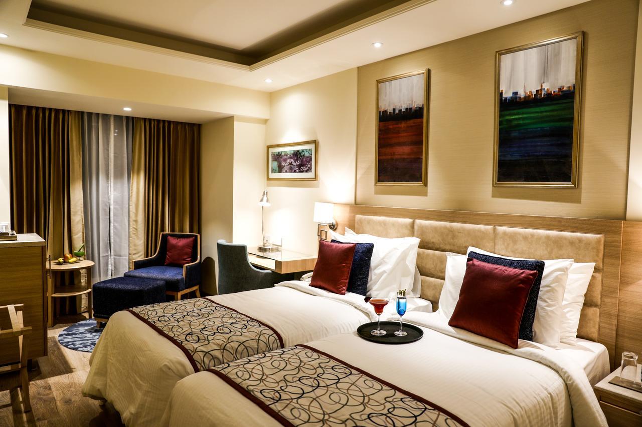 Singhania Sarovar Portico Rāipur Zewnętrze zdjęcie